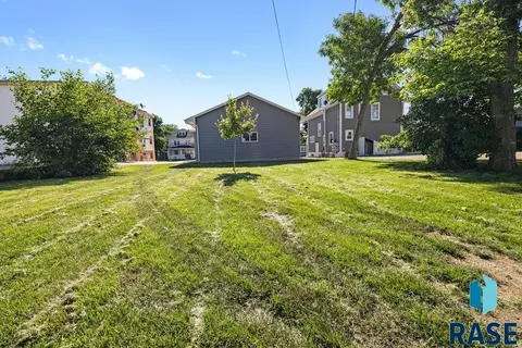 515 S Duluth Ave, Sioux Falls, SD 57104 photo 16