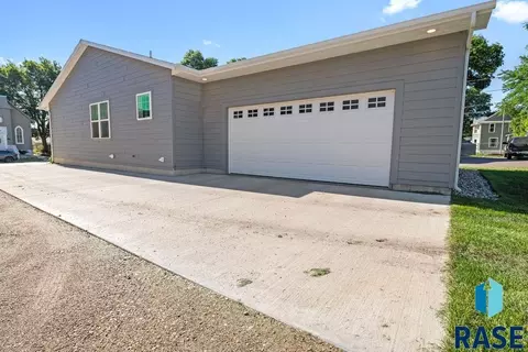 515 S Duluth Ave, Sioux Falls, SD 57104 photo 18