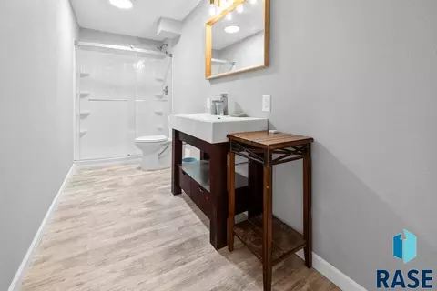 515 S Duluth Ave, Sioux Falls, SD 57104 photo 13