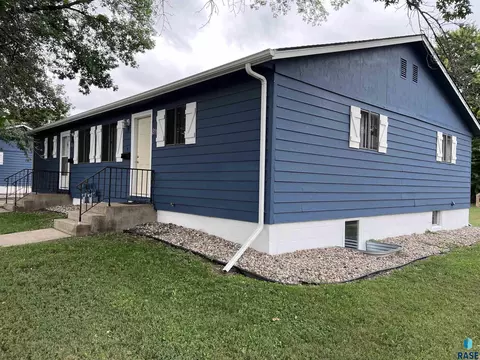 809 W Bailey St, Sioux Falls, SD 57104 photo 18