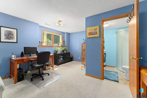 205 W Chicory Dr, Brandon, SD 57005 photo 33