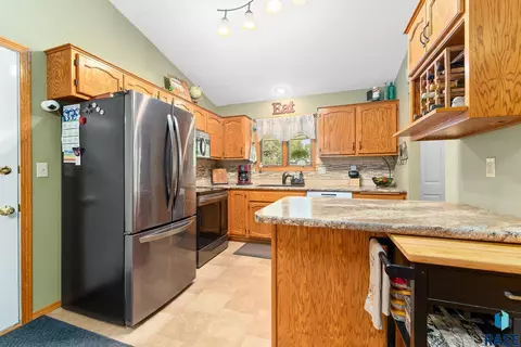 205 W Chicory Dr, Brandon, SD 57005 photo 11