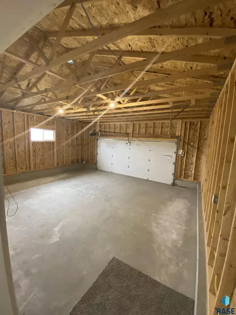805 S Edward Cir, Sioux Falls, SD 57103 photo 19