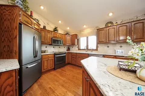 804 E 69th St, Sioux Falls, SD 57108 photo 14