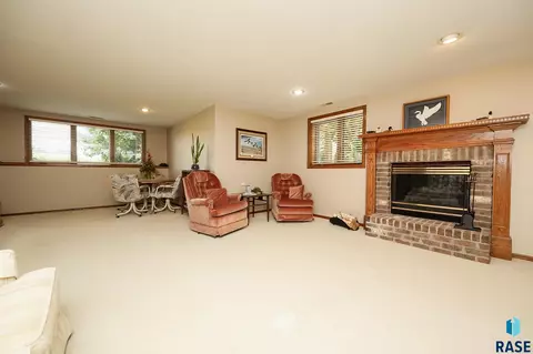 804 E 69th St, Sioux Falls, SD 57108 photo 31