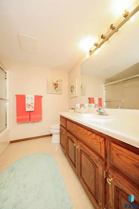 804 E 69th St, Sioux Falls, SD 57108 photo 25