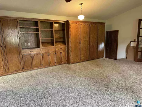 405 S Pine St, Menno, SD 57045 photo 45