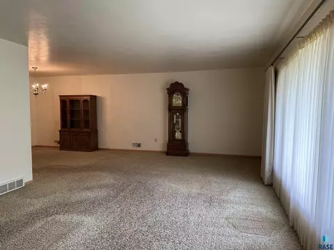 405 S Pine St, Menno, SD 57045 photo 15