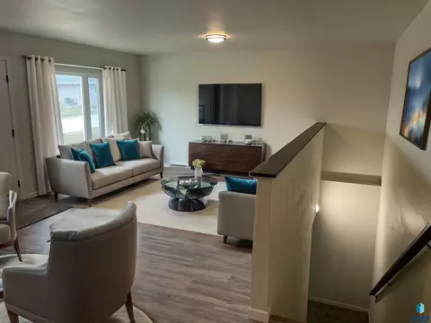 2008 E Walnut St, Sioux Falls, SD 57103 photo 4