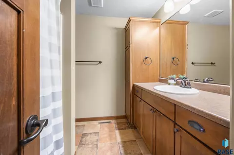 2520 Devon Ave, Tea, SD 57064 photo 25