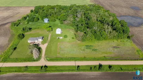 28357 450th Ave, Hurley, SD 57036 photo 1