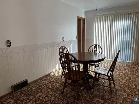 408 S Cherry St, Freeman, SD 57029 photo 17