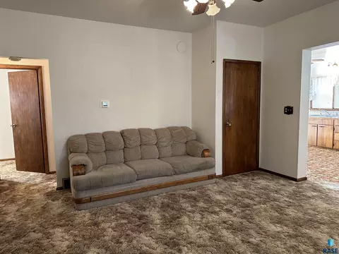 408 S Cherry St, Freeman, SD 57029 photo 26