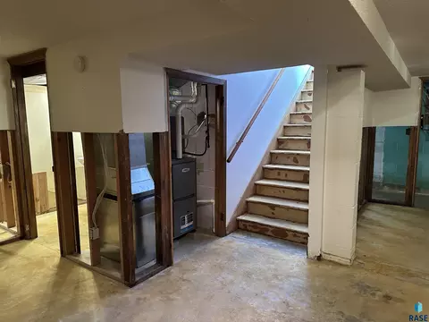 408 S Cherry St, Freeman, SD 57029 photo 39