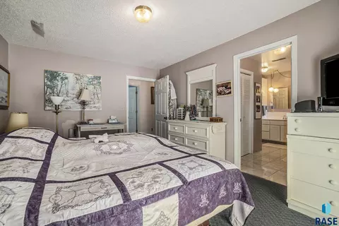 6000 Sunset Blvd, Madison, SD 57042 photo 22