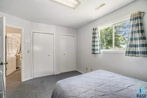 6000 Sunset Blvd, Madison, SD 57042 photo 28