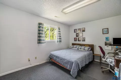 6000 Sunset Blvd, Madison, SD 57042 photo 27