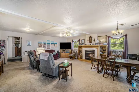 6000 Sunset Blvd, Madison, SD 57042 photo 20