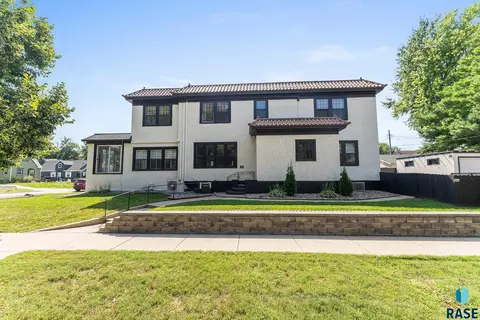 201 W 19th St, Sioux Falls, SD 57105