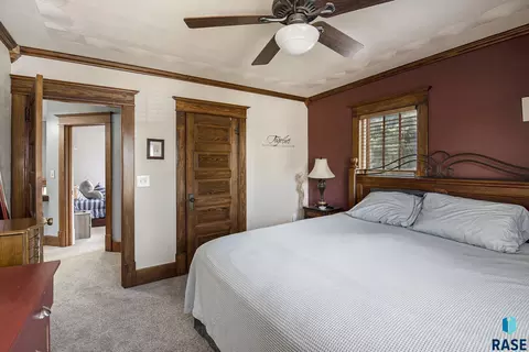 123 SW 8th St, Madison, SD 57042 photo 14