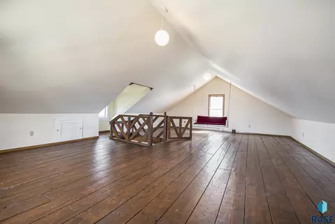 123 SW 8th St, Madison, SD 57042 photo 29
