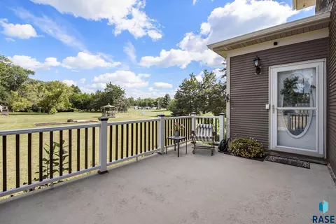 123 SW 8th St, Madison, SD 57042 photo 31
