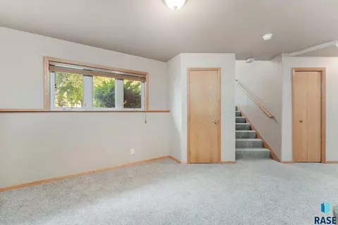 4901 E 4th St, Sioux Falls, SD 57110 photo 20