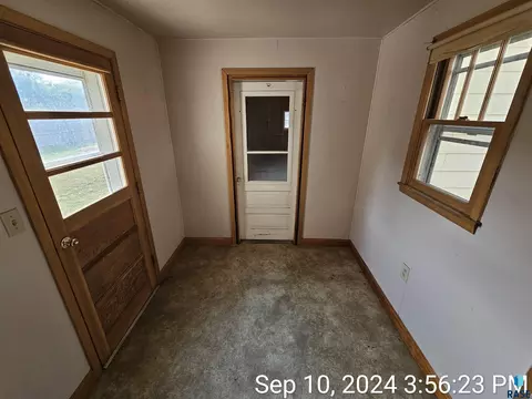 121 5th St, Ipswich, SD 57451 photo 37