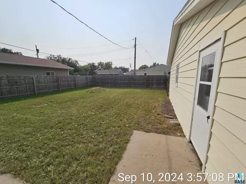 121 5th St, Ipswich, SD 57451 photo 10