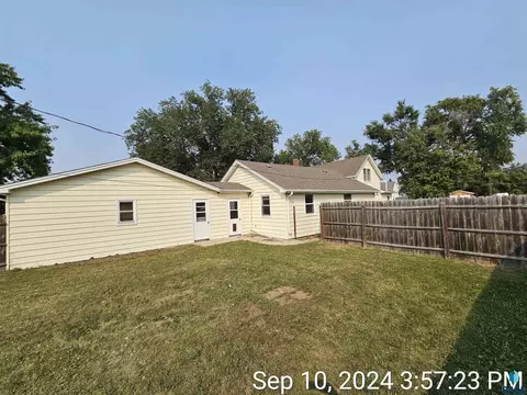 121 5th St, Ipswich, SD 57451 photo 8