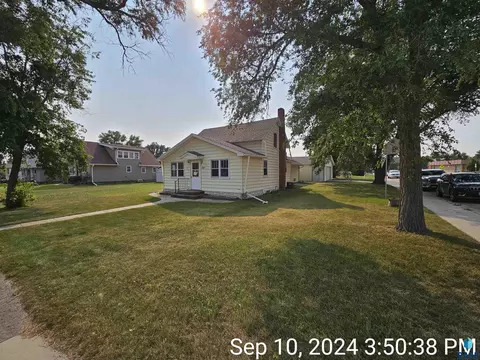 121 5th St, Ipswich, SD 57451 photo 4