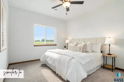 3610 S Chalice Pl, Sioux Falls, SD 57106 photo 10