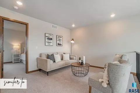 3610 S Chalice Pl, Sioux Falls, SD 57106 photo 9
