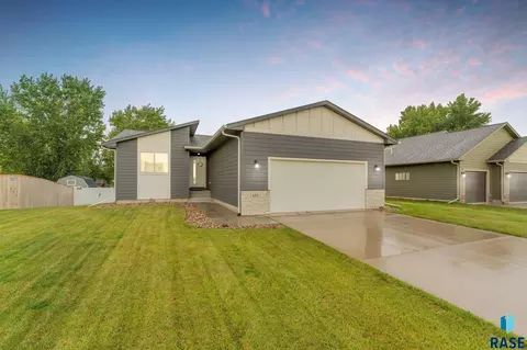 625 N Everest Ave, Tea, SD 57064 photo 24