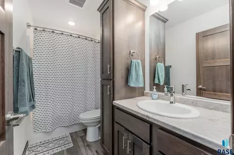 625 N Everest Ave, Tea, SD 57064 photo 5