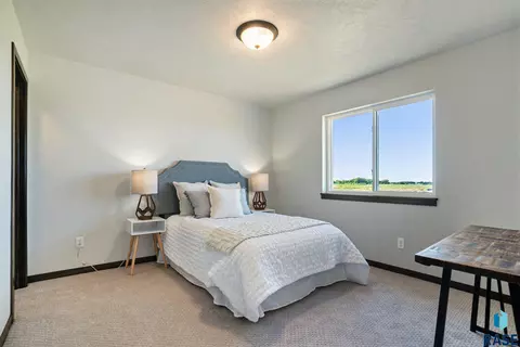 2305 E Cama Pl, Sioux Falls, SD 57108 photo 18