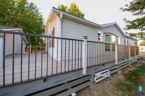 48178 Kim Cir, Brandon, SD 57005 photo 4