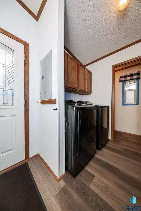48178 Kim Cir, Brandon, SD 57005 photo 8