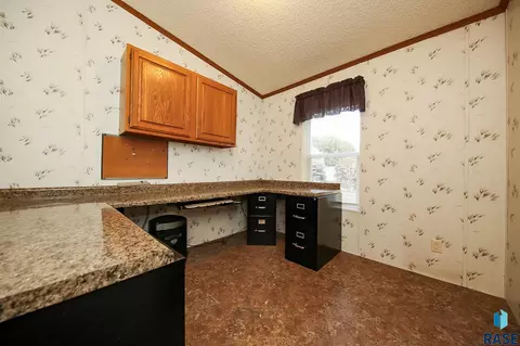 48178 Kim Cir, Brandon, SD 57005 photo 22