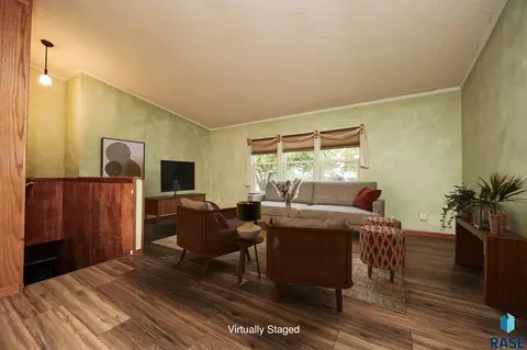 48178 Kim Cir, Brandon, SD 57005 photo 14