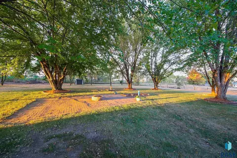 48178 Kim Cir, Brandon, SD 57005 photo 6