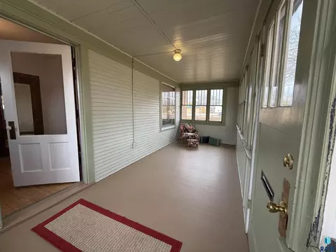 411 NE 3rd St, Madison, SD 57042 photo 21