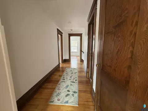 411 NE 3rd St, Madison, SD 57042 photo 18