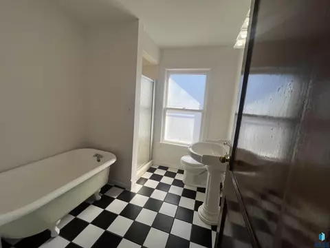 411 NE 3rd St, Madison, SD 57042 photo 20