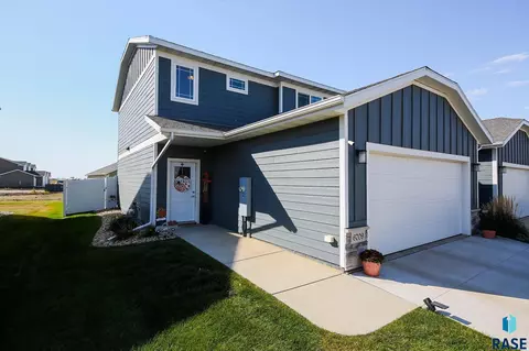 6709 W Gresford Pl, Sioux Falls, SD 57106