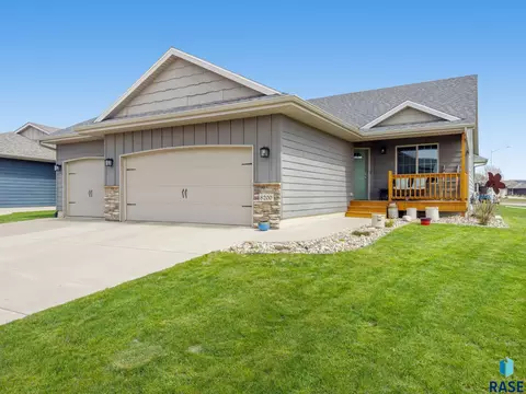 8200 W 51st St, Sioux Falls, SD 57106