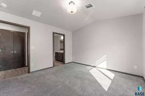 9007 W Gert St, Sioux Falls, SD 57106 photo 15
