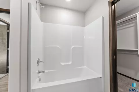 9007 W Gert St, Sioux Falls, SD 57106 photo 21