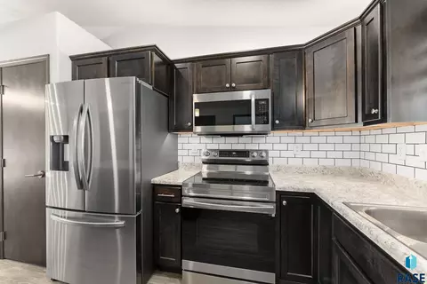 9007 W Gert St, Sioux Falls, SD 57106 photo 31