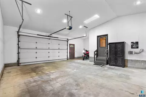 506 Lincoln Dr, Alcester, SD 57001 photo 39